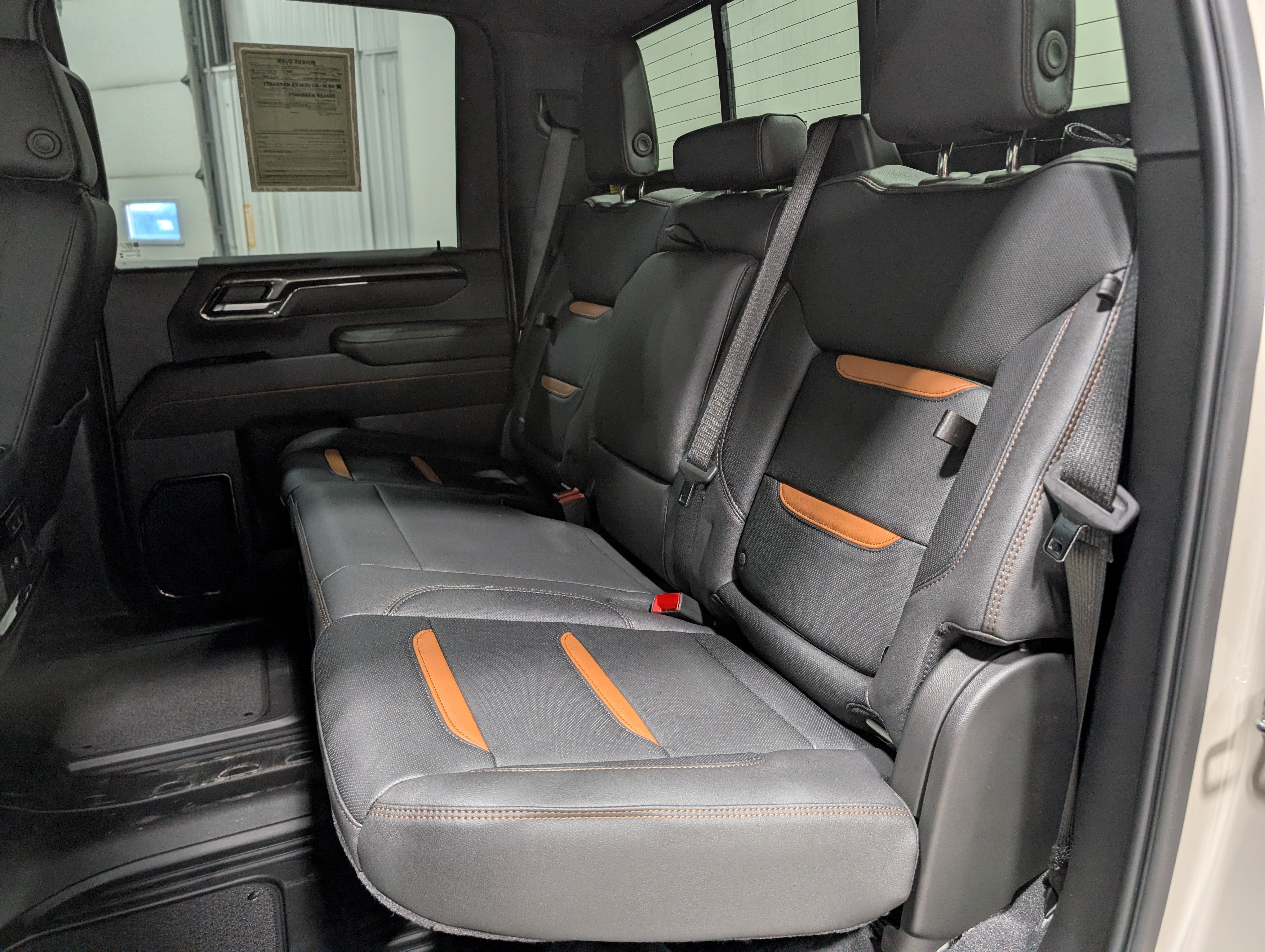 Used 2026 GMC Sierra 3500 AT4 w/ AT4 Premium Plus Package AWD/4WD image 18