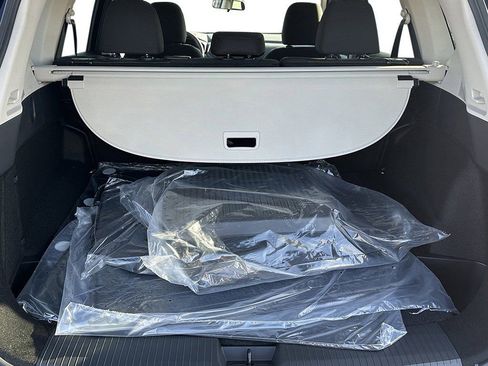 New 2026 Nissan Rogue SV w/ Cold Weather Package AWD/4WD image 31