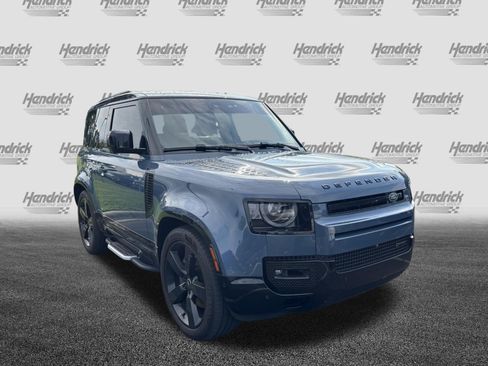Used 2023 Land Rover Defender 90 X-Dynamic SE AWD/4WD image 3