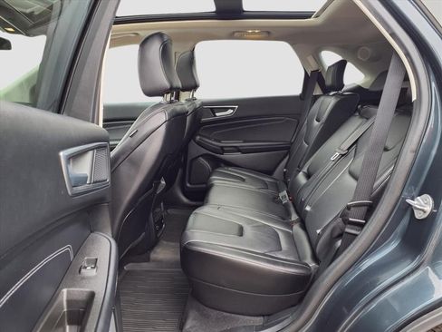 Used 2022 Ford Edge Titanium image 32