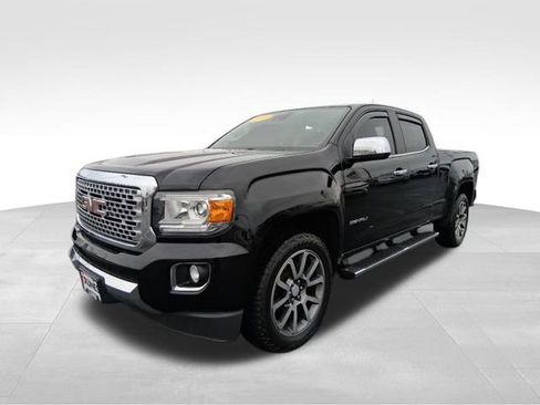 Used 2019 GMC Canyon Denali image 4