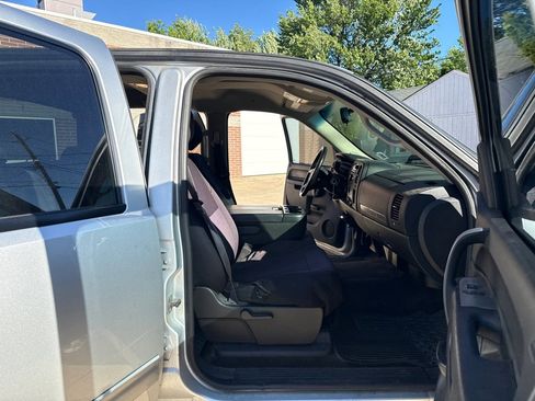 Used 2013 Chevrolet Silverado 1500 W/T RWD image 11