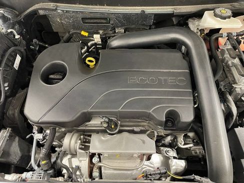 Used 2023 Chevrolet Equinox RS AWD/4WD image 24