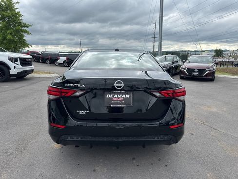 Used 2025 Nissan Sentra SV FWD image 6