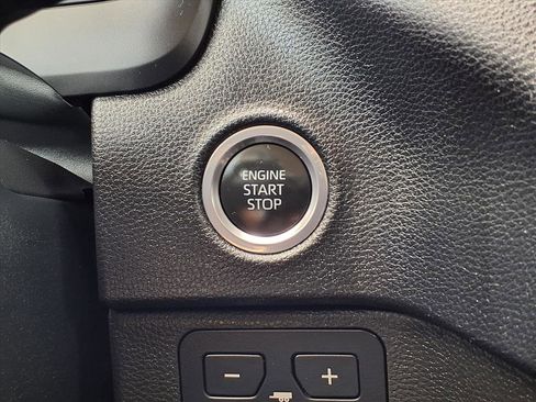 Used 2022 Toyota Tundra SR5 image 12