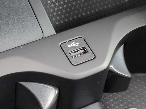 New 2026 BMW X5 xDrive50e w/ M Sport Package image 33