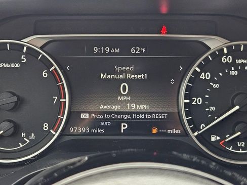 Used 2021 Nissan Rogue SV image 16