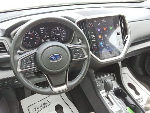 Used 2025 Subaru Ascent Premium AWD/4WD image 12
