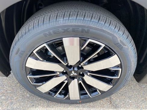 New 2026 Mitsubishi Outlander SE AWD/4WD image 27