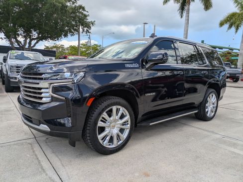 Used 2022 Chevrolet Tahoe High Country RWD image 7