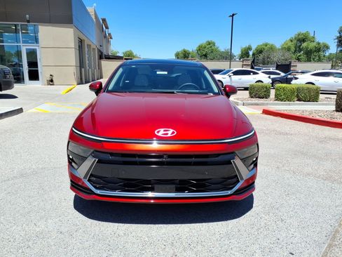 New 2026 Hyundai Sonata Limited FWD image 2
