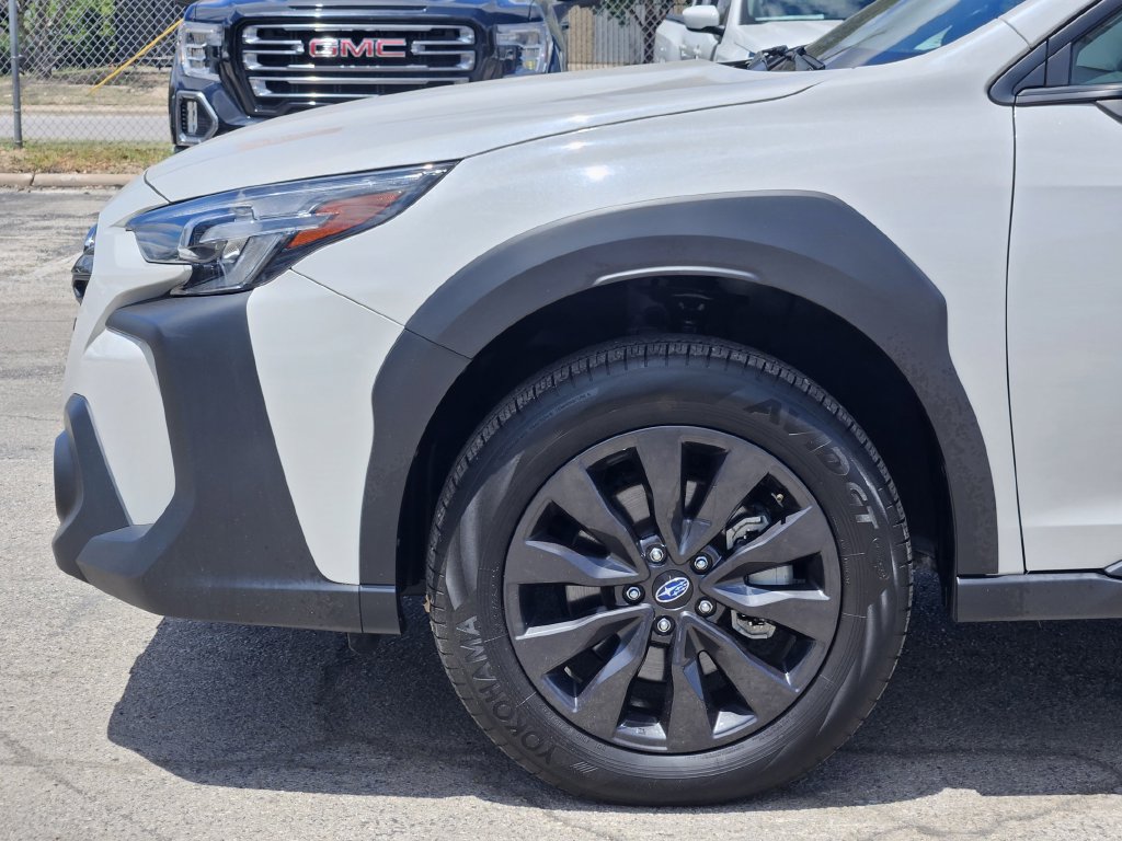 Used 2025 Subaru Outback Onyx Edition AWD/4WD image 9