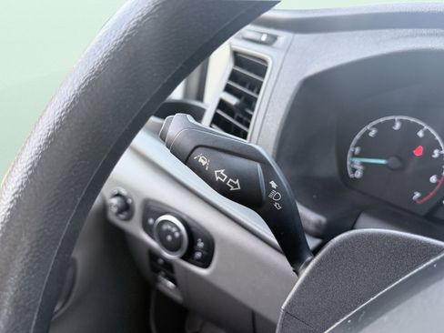 Used 2023 Ford Transit 350 XLT image 38