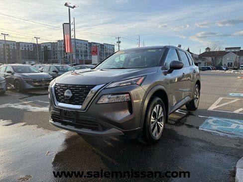 Certified 2023 Nissan Rogue SV AWD/4WD image 3