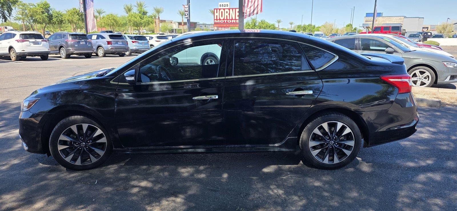 Used 2019 Nissan Sentra SR FWD image 8