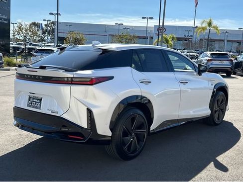 Certified 2026 Lexus RZ 450e AWD w/ Luxury Package image 6