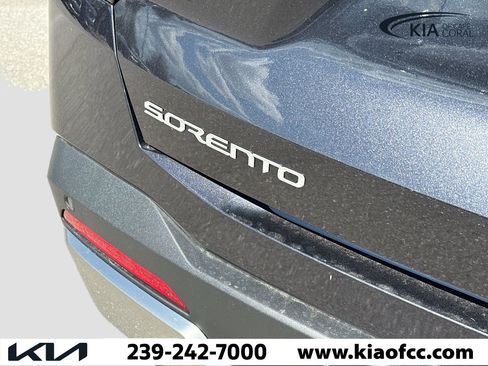 New 2026 Kia Sorento S w/ S Panoramic Sunroof Package image 10