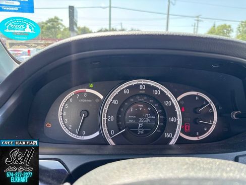Used 2017 Honda Accord LX image 10