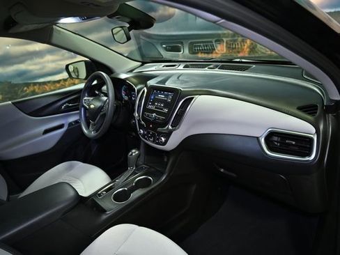 Used 2021 Chevrolet Equinox LS w/ LPO, Blackout Package image 58