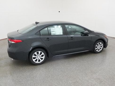 Used 2026 Toyota Corolla LE FWD image 13