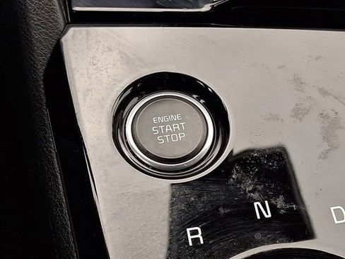 Used 2025 Kia Sportage SX Prestige image 30