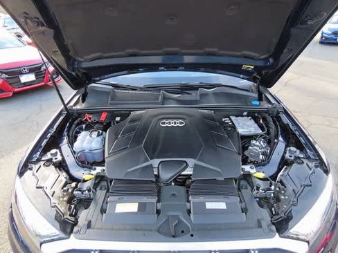 Used 2025 Audi Q7 3.0T Prestige w/ Prestige Package image 9