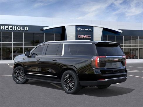 New 2026 GMC Yukon XL Elevation image 3