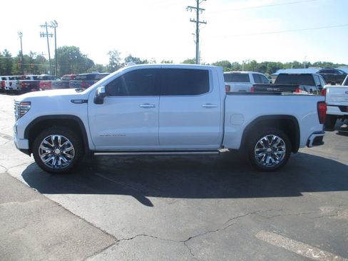 Used 2026 GMC Sierra 1500 Denali w/ Denali Reserve Package AWD/4WD image 11