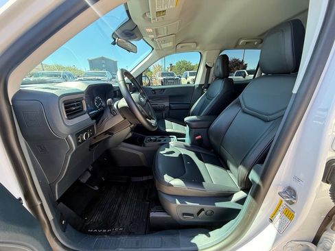 Used 2024 Ford Maverick Lariat w/ Black Appearance Package FWD image 10