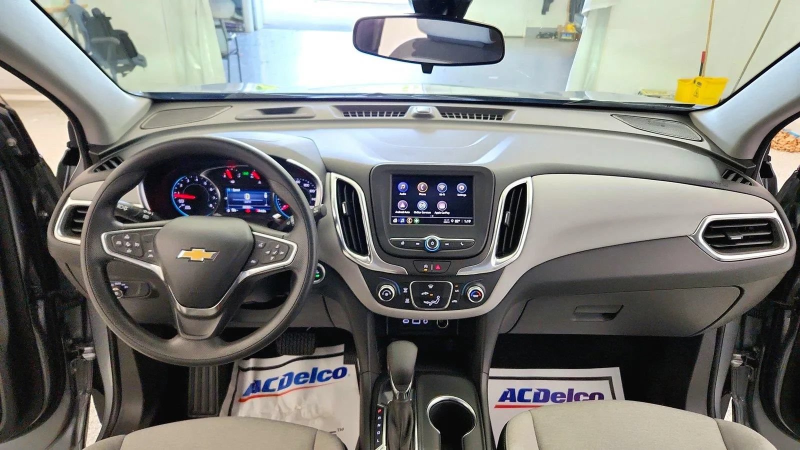 Used 2024 Chevrolet Equinox LS w/ LS Convenience Package FWD image 27