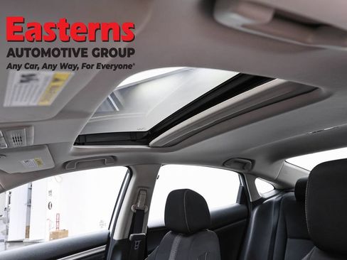 Used 2019 Honda Civic EX image 32