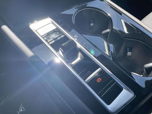 New 2026 Volkswagen Atlas SE FWD image 30