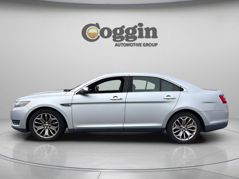 Used 2014 Ford Taurus Limited image 2