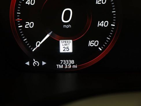 Used 2020 Volvo S60 T6 Momentum w/ Protection Package image 37