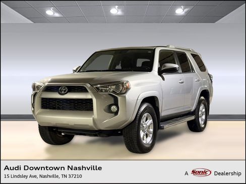Used 2018 Toyota 4Runner SR5 AWD/4WD image 1