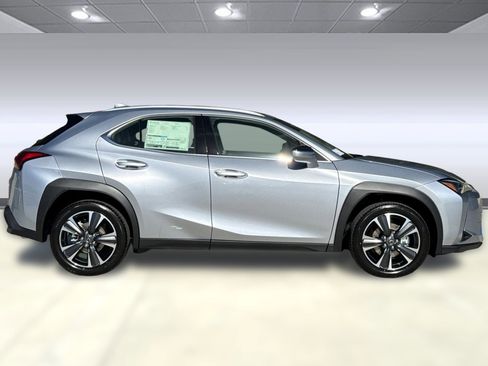 New 2026 Lexus UX 300h FWD image 8