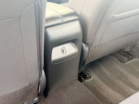 Used 2025 Nissan Sentra SV image 24