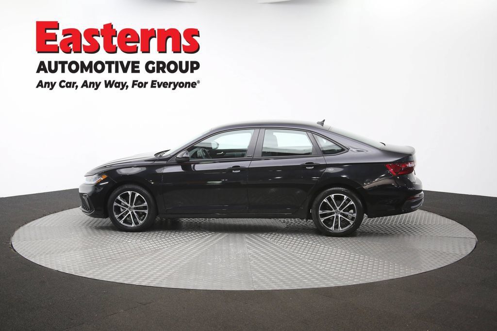 Used 2025 Volkswagen Jetta Sport FWD image 60