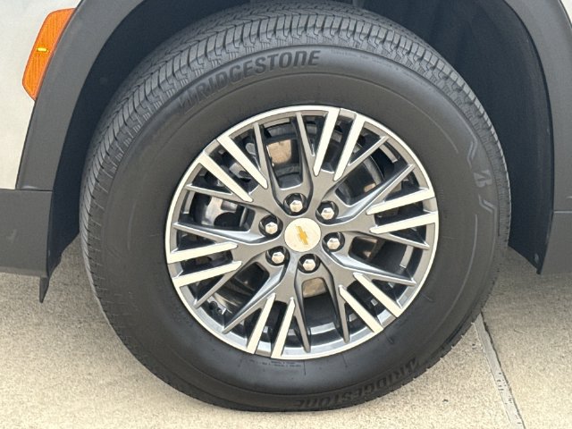 Certified 2026 Chevrolet Traverse LT w/ Driver Confidence Package FWD image 34