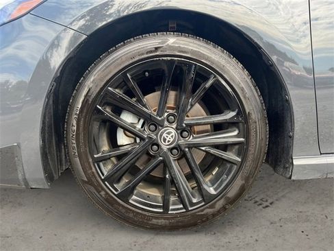 Used 2025 Toyota Camry SE image 15