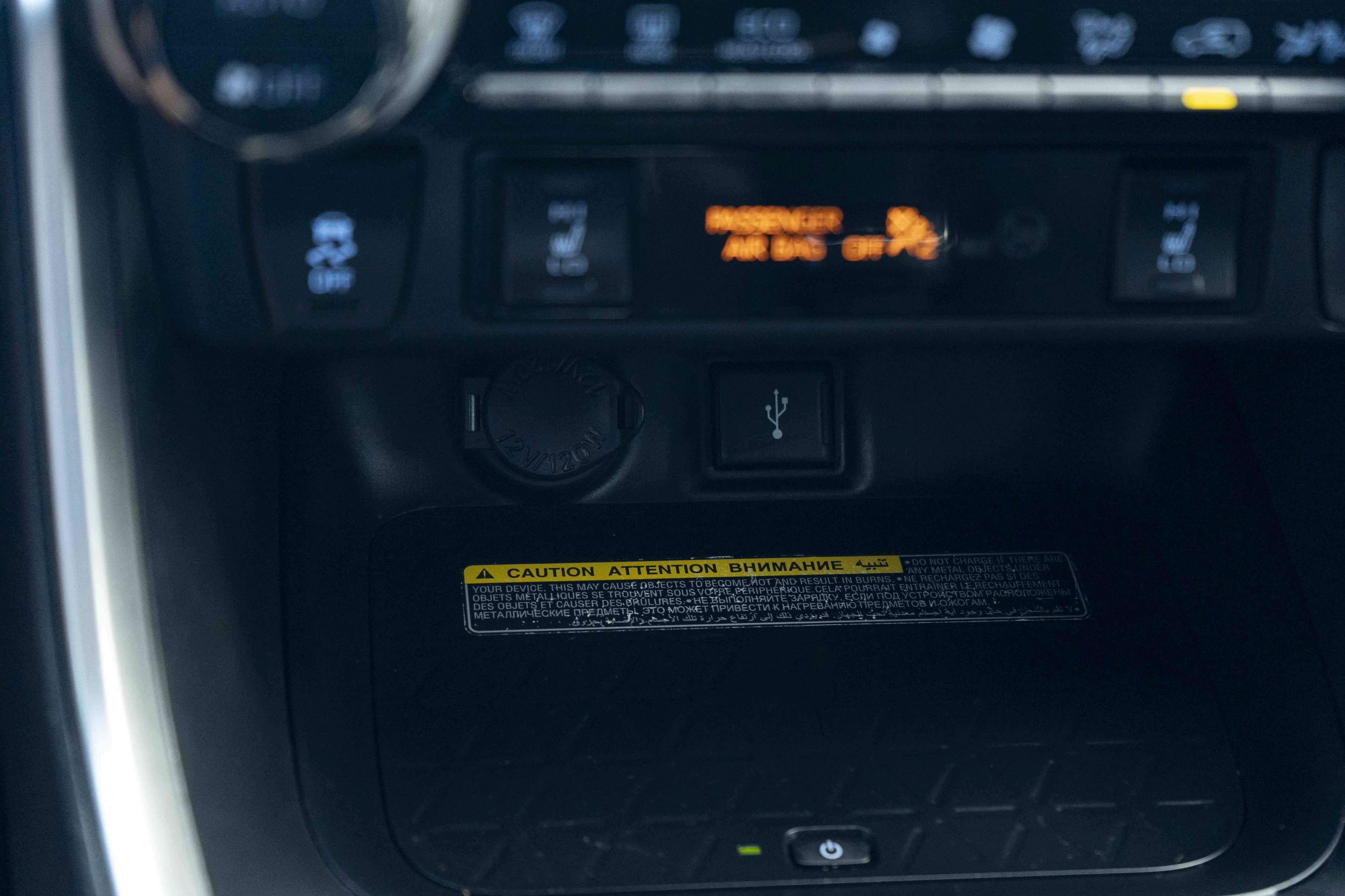 Used 2020 Toyota RAV4 XSE AWD/4WD image 31