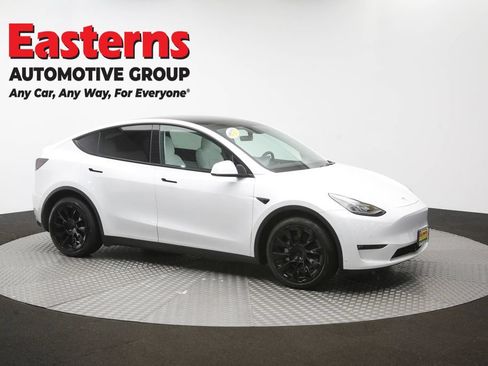 Used 2021 Tesla Model Y Long Range AWD/4WD image 42