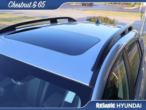 Used 2022 Subaru Crosstrek 2.5i Sport w/ Moonroof Package AWD/4WD image 14