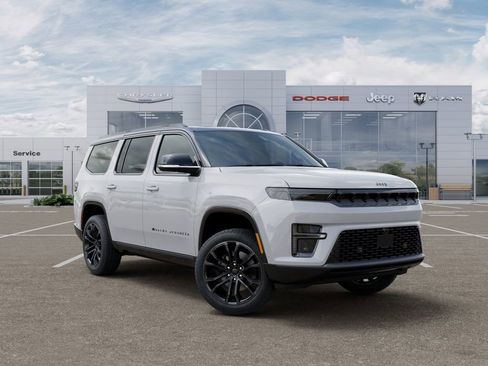 New 2026 Jeep Grand Wagoneer Summit w/ Rear Seat Video Group I image 5