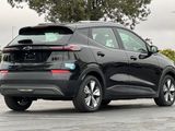 Certified 2022 Chevrolet Bolt EUV LT w/ Convenience Package image 4