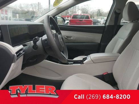 Used 2025 Hyundai Tucson SEL image 38