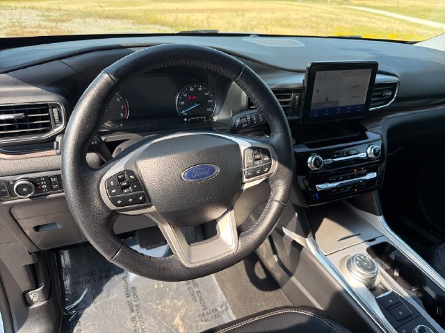 Used 2024 Ford Explorer Limited AWD/4WD image 13