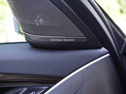 Used 2021 BMW 530i w/ M Sport Package RWD image 34