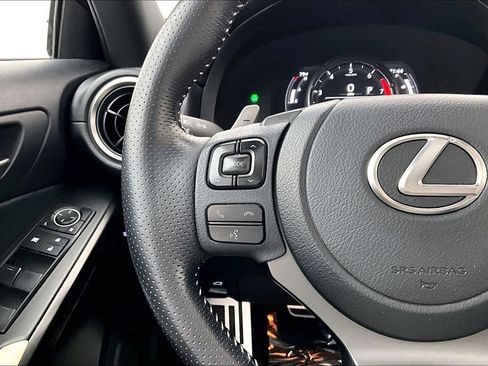Used 2022 Lexus IS 350 F Sport image 25