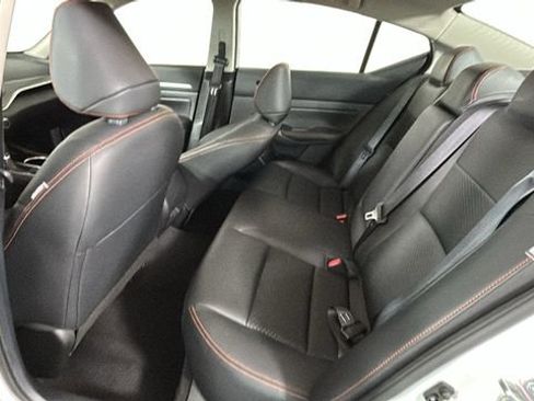 Used 2024 Nissan Altima 2.5 SR FWD image 27